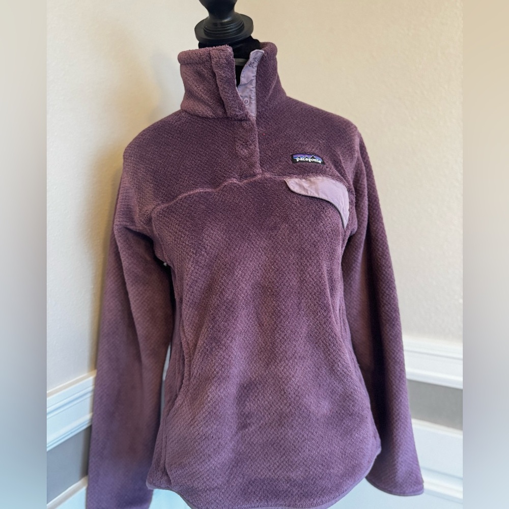 Patagonia light plum re-tool Fleece Pullover (m)